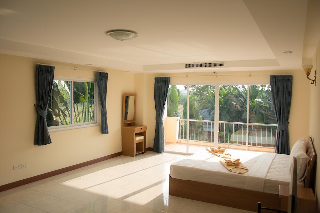 Jungle Resort Pantai Jomtien Bagian luar foto