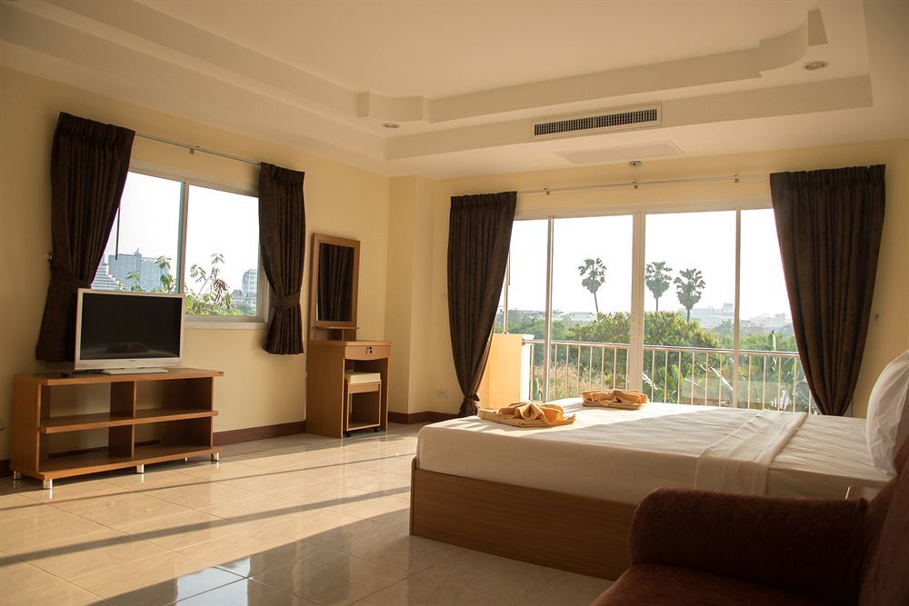 Jungle Resort Pantai Jomtien Bagian luar foto
