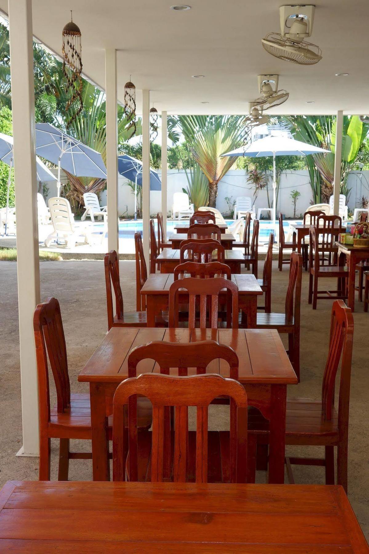Jungle Resort Pantai Jomtien Bagian luar foto