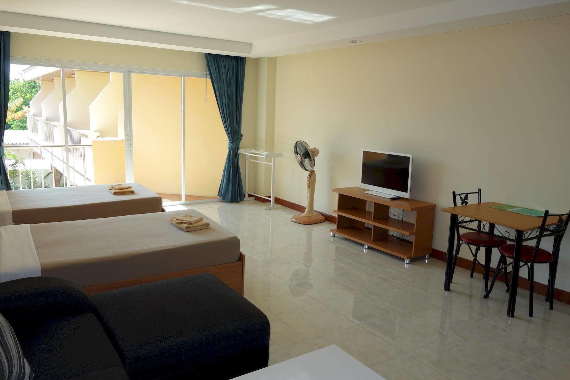 Jungle Resort Pantai Jomtien Bagian luar foto